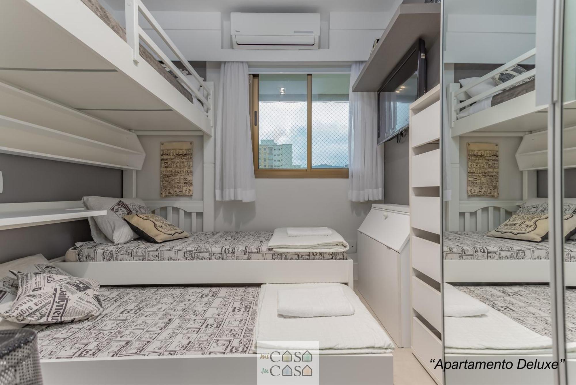 Três Quartos: Estacionamento, Piscina E Conforto Familiar Apartment *